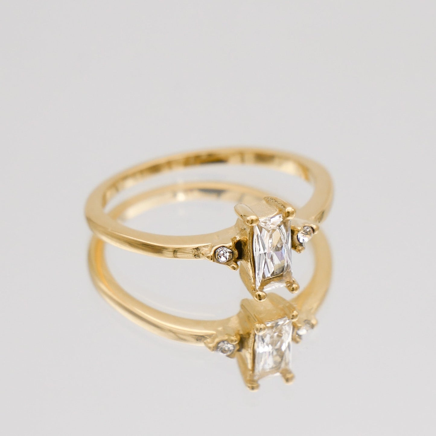 Ariel Ring - Image 6 - ISMI JEWELS