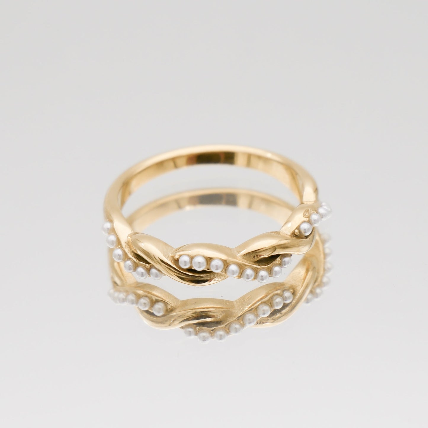 Alaia Ring - Image 2 - ISMI JEWELS