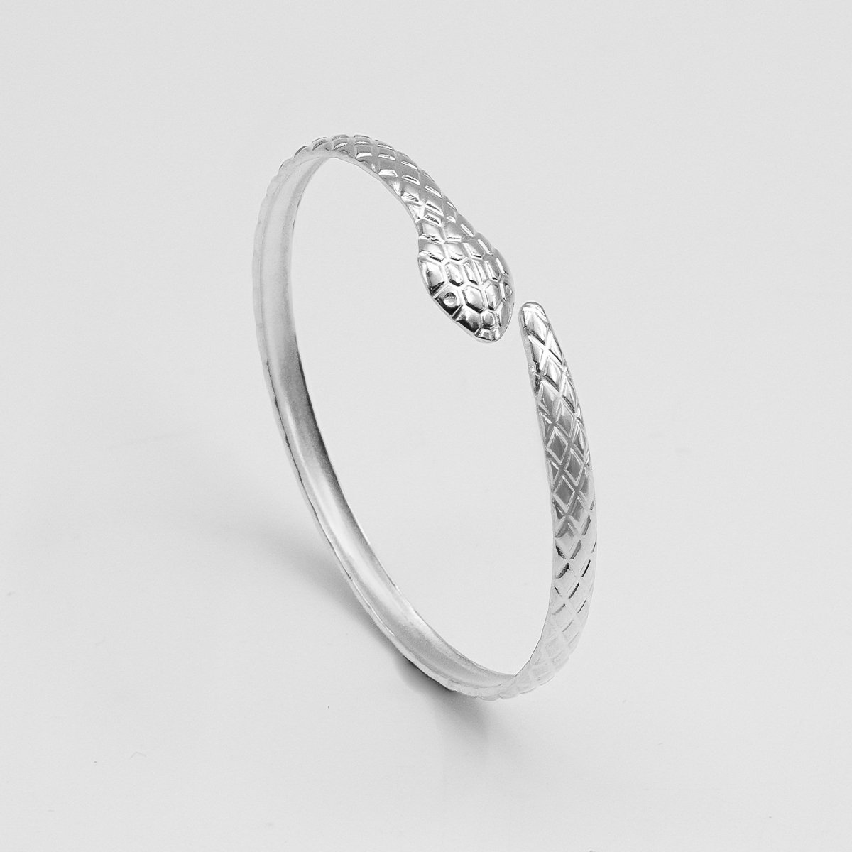 Kia Snake Bangle - ISMI JEWELS