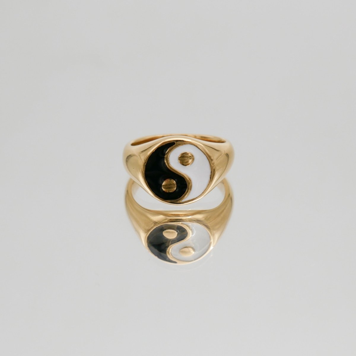 Yin Yang Signet Ring - ISMI JEWELS