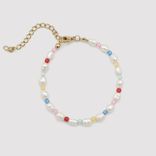 Amal Candy Pearl Bracelet - Image 1 - ISMI JEWELS