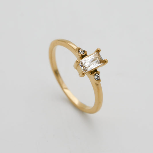 Ariel Ring - Image 1 - ISMI JEWELS