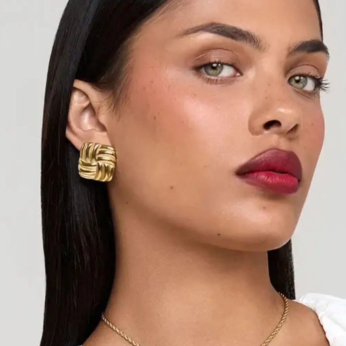 Elina Earrings - Image 2 - ISMI JEWELS
