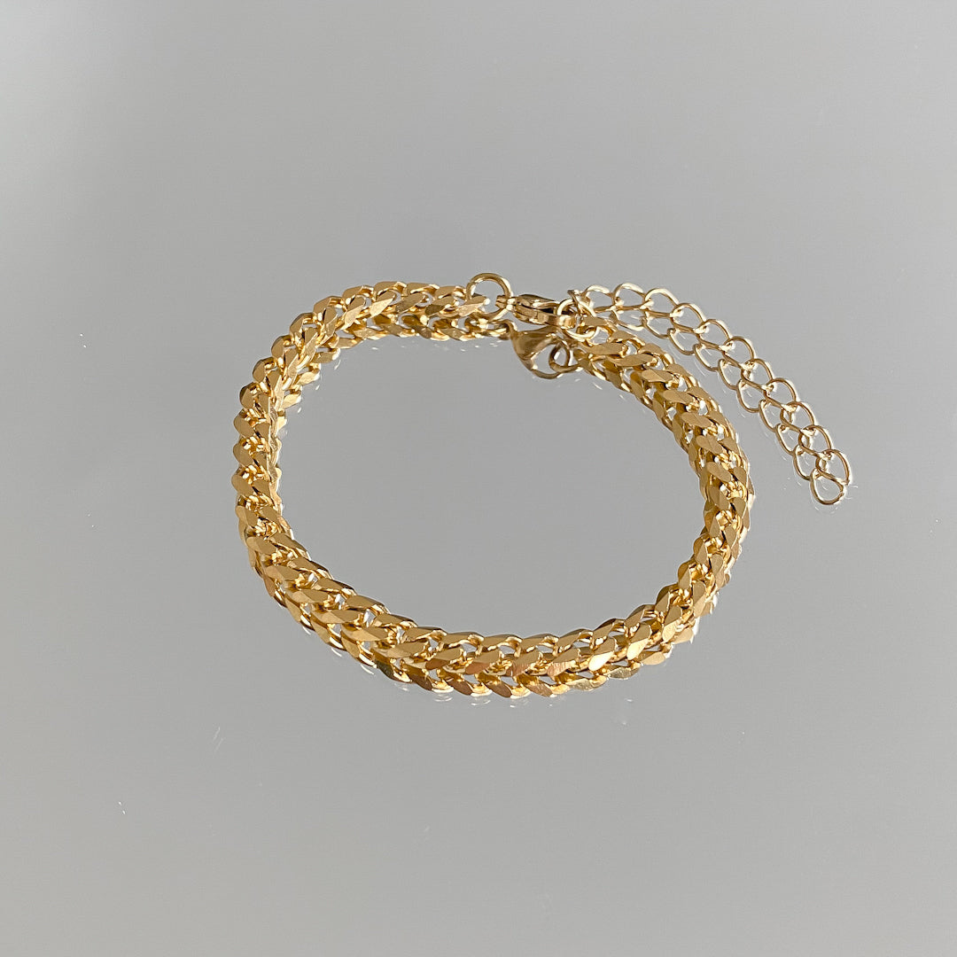 Classic Cuban Anklet Gold - Image 9 - ISMI JEWELS