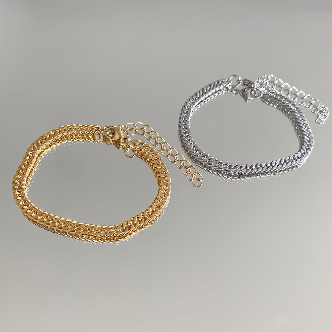 Double Link Curb Anklet | Silver - Image 3 - ISMI JEWELS