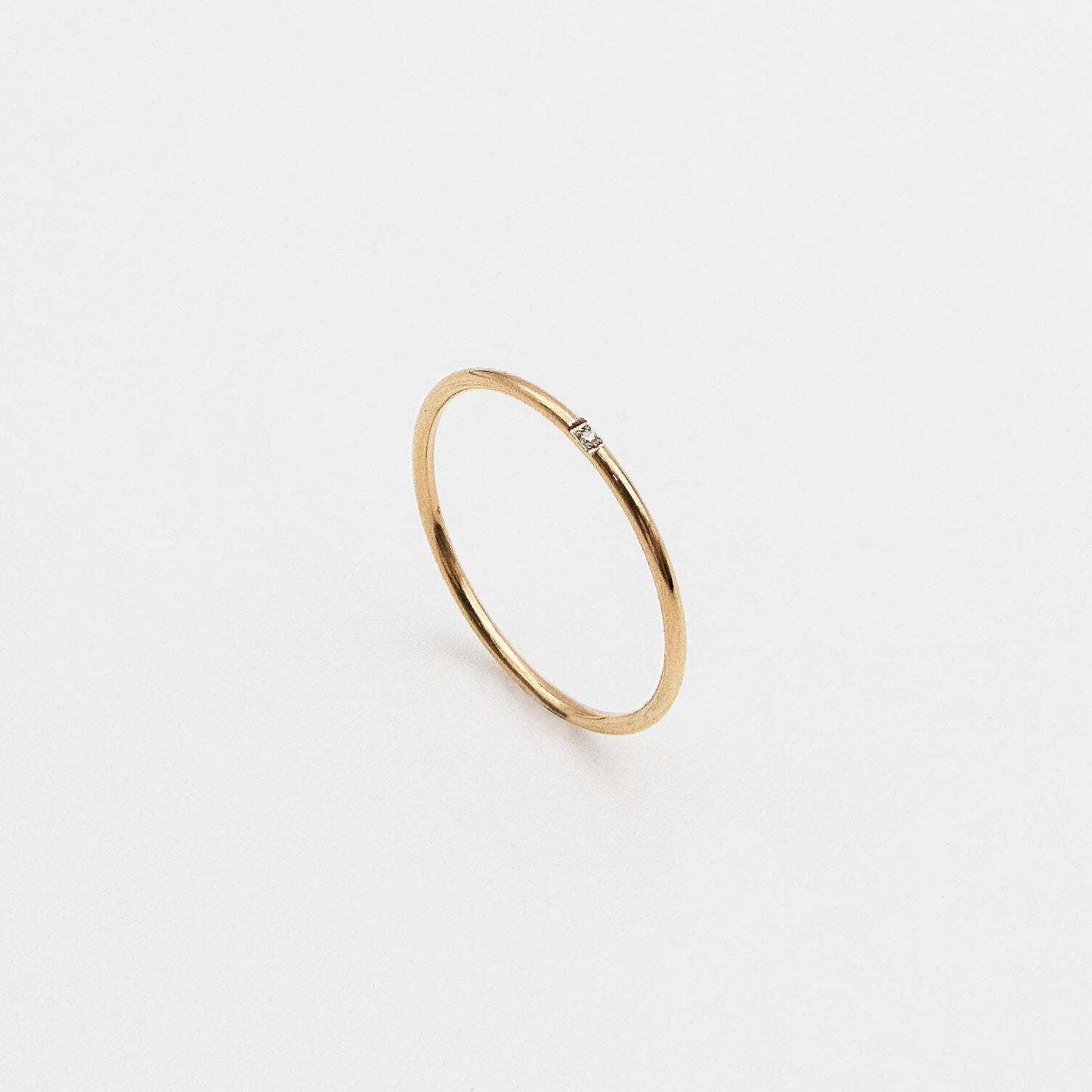 Mila Dainty Diamond Ring