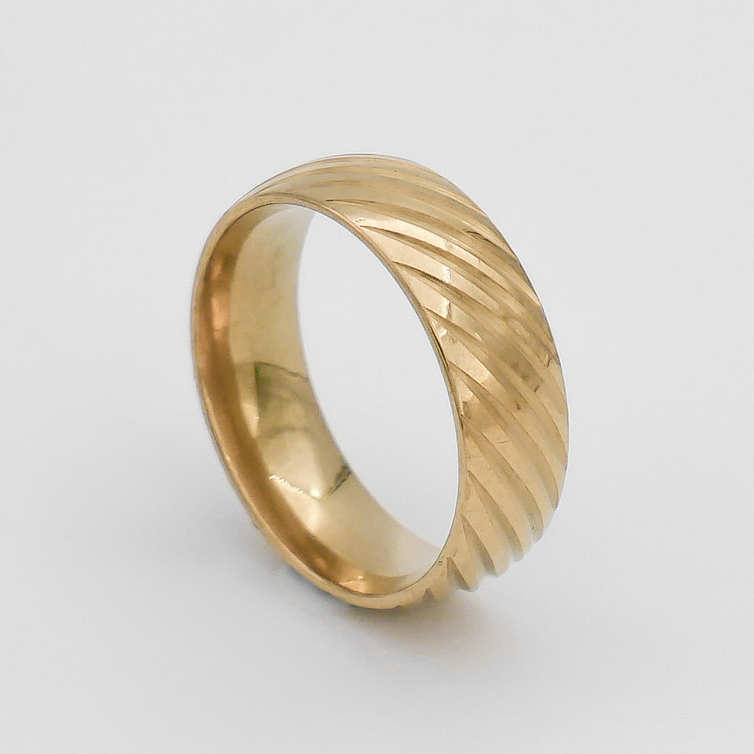 Eva Ring