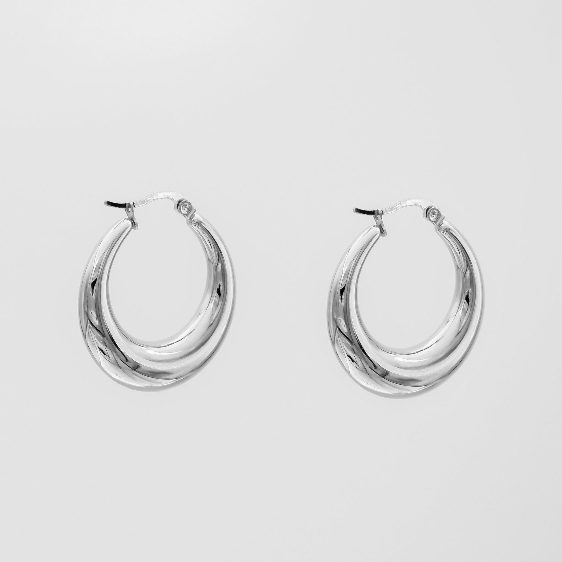Lina Hoop Earrings | Silver - Image 4 - ISMI JEWELS