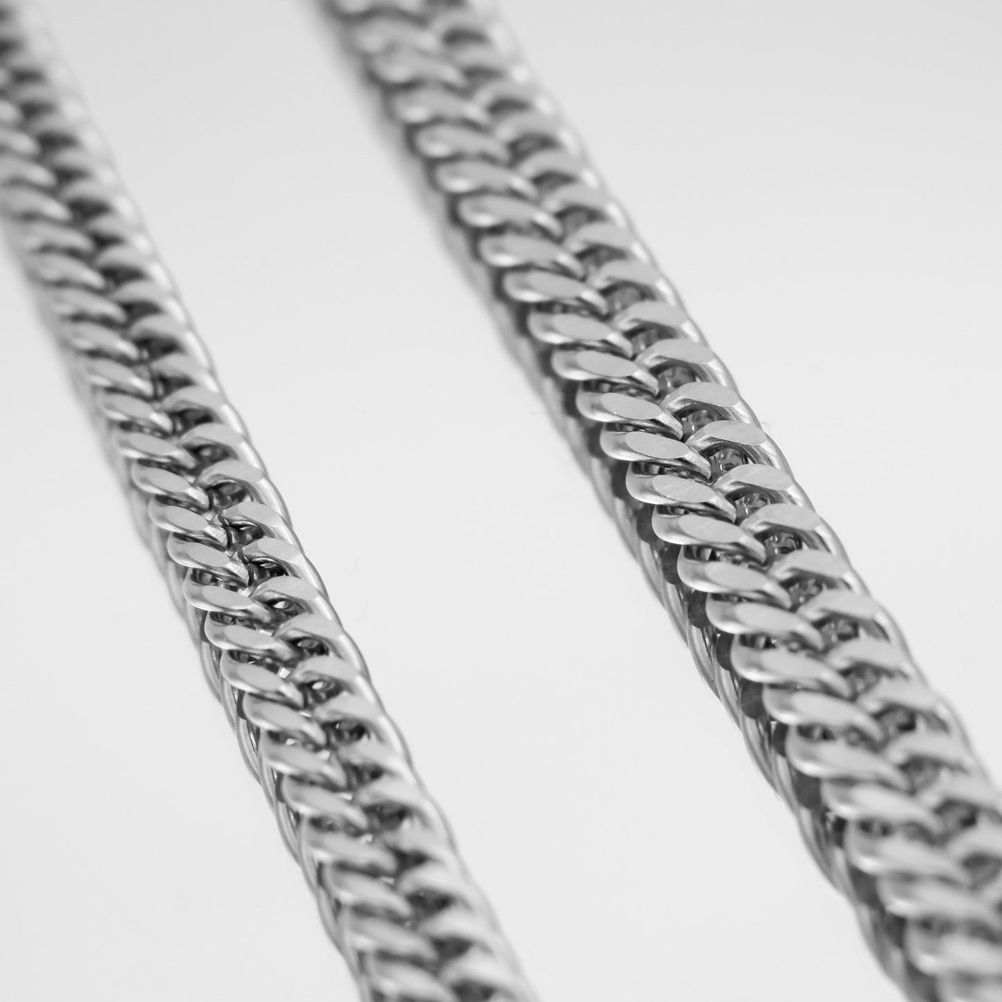 Double Link Curb Chain | Silver - Image 10 - ISMI JEWELS