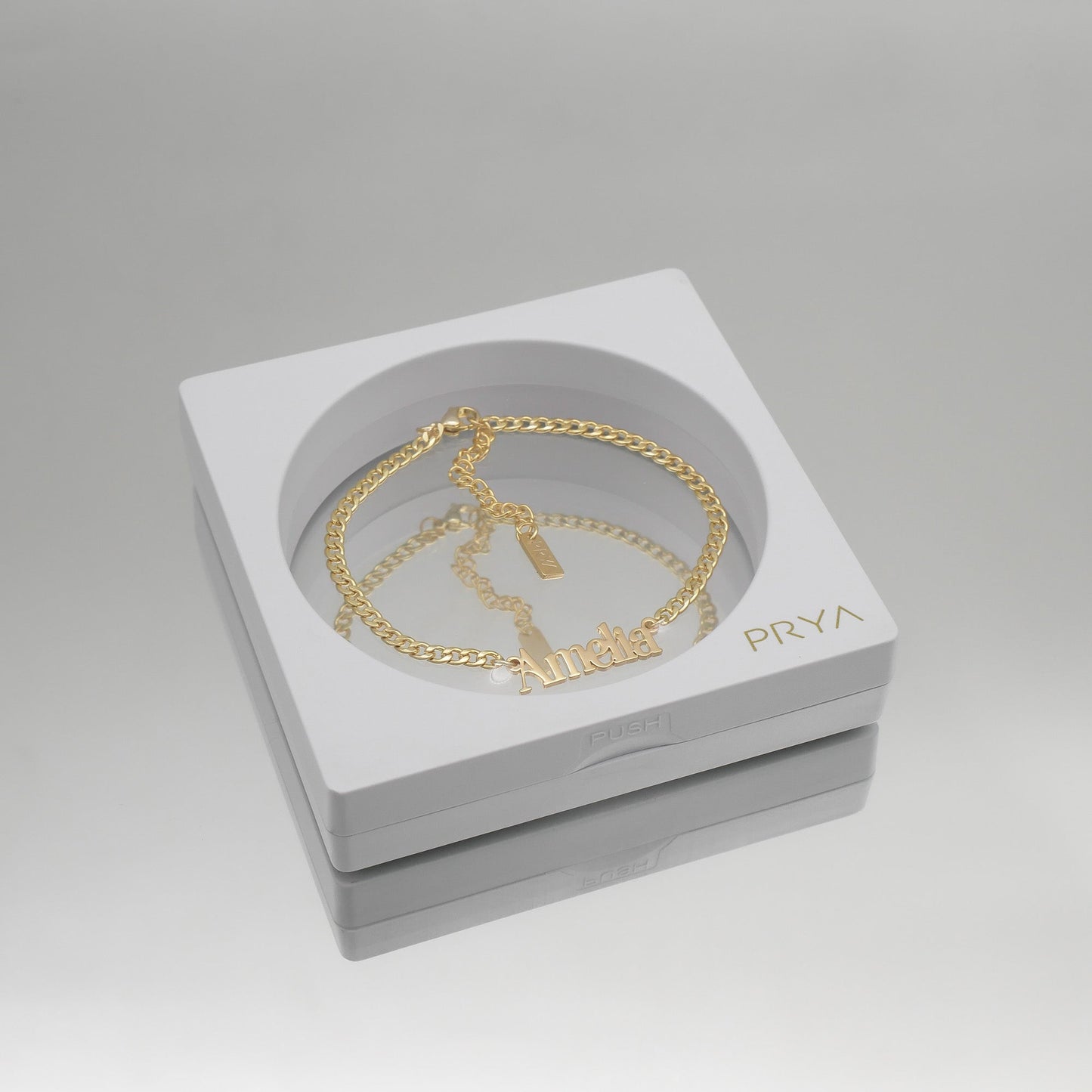Free Deluxe Display Case | ISMI™ - Image 1 - ISMI JEWELS