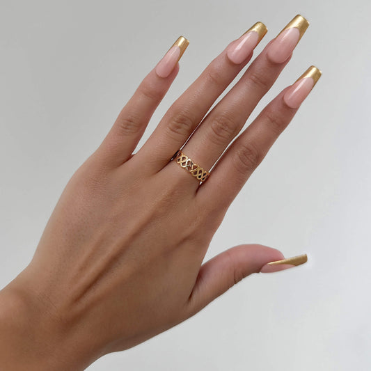 Hallie Heart Knot Ring