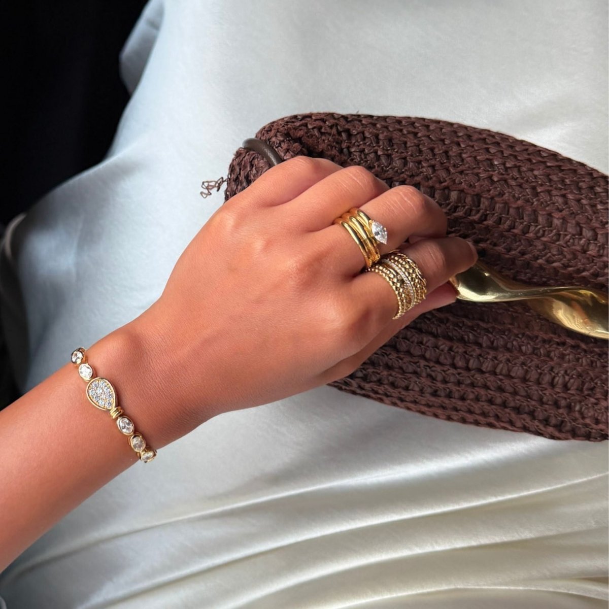 Aicha Twisted Ring - ISMI JEWELS