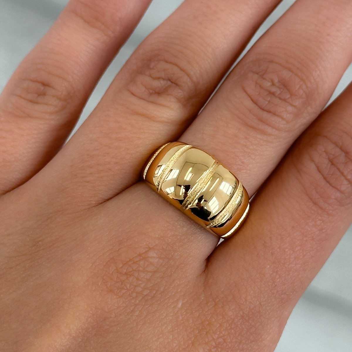 Alessia Chunky Ribbed Ring - ISMI JEWELS