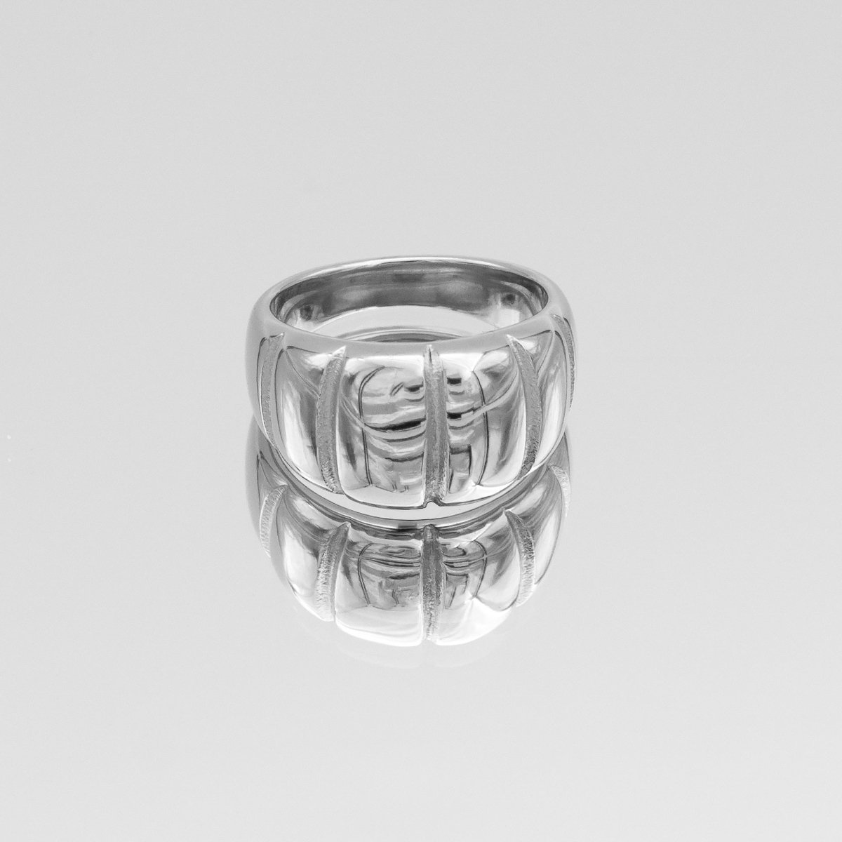 Alessia Chunky Ribbed Ring - ISMI JEWELS