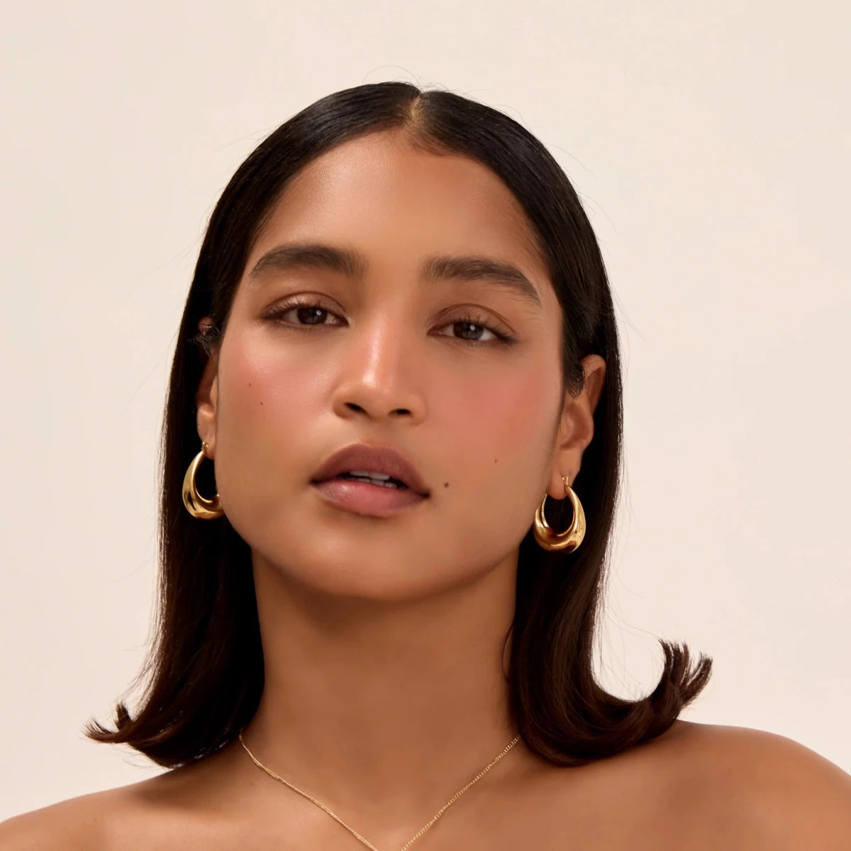 Alyssa Hoop Earrings - ISMI JEWELS