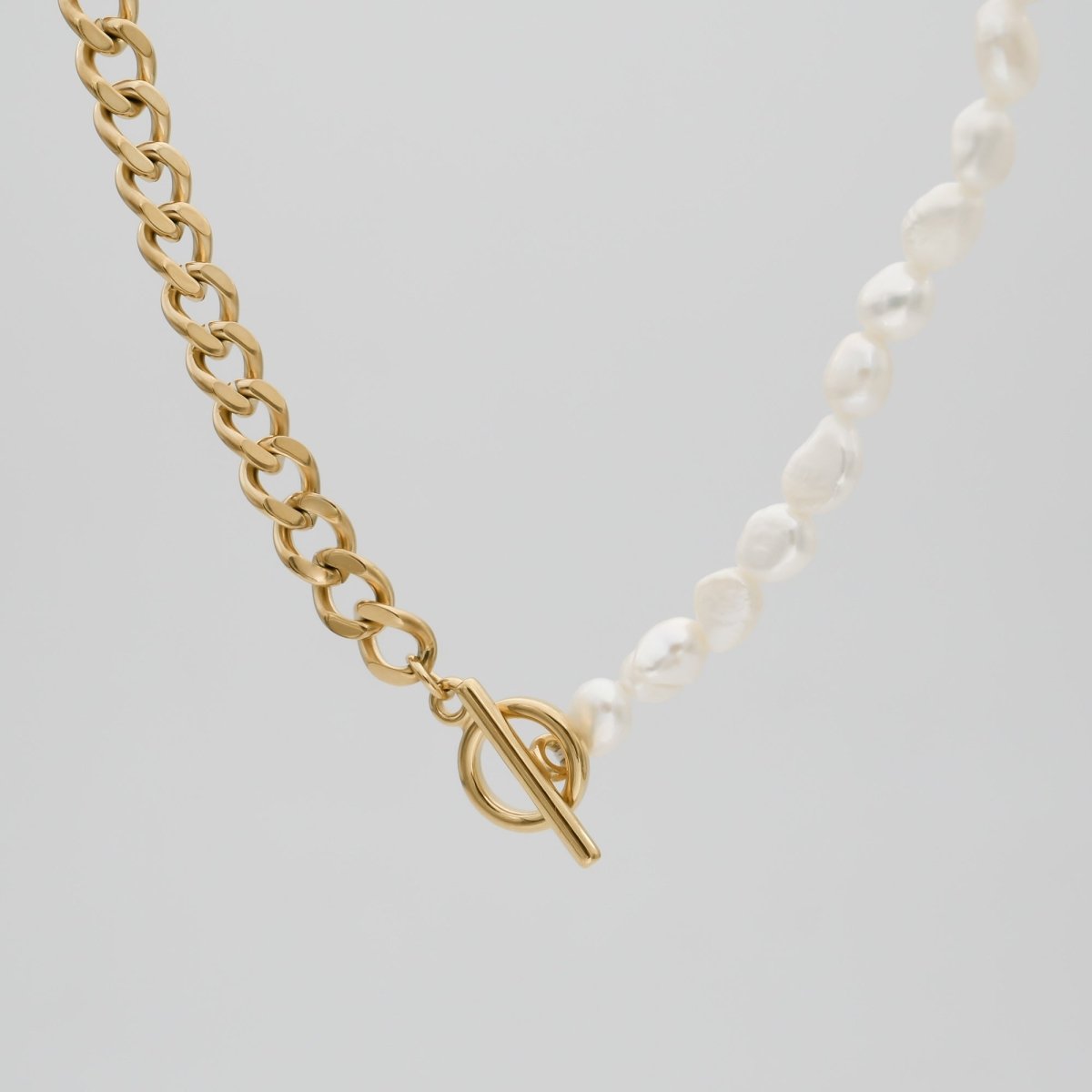 Amaia Pearl Contrast Necklace - ISMI JEWELS