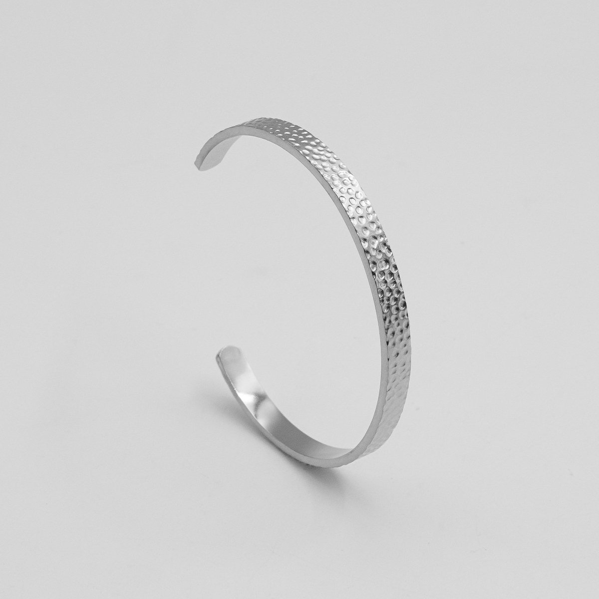 Amara Hammered Bangle - ISMI JEWELS