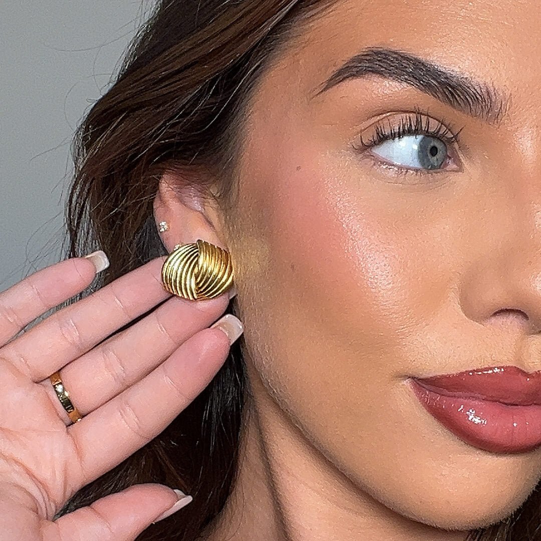 Amaya Fluted Fan Earrings - ISMI JEWELS