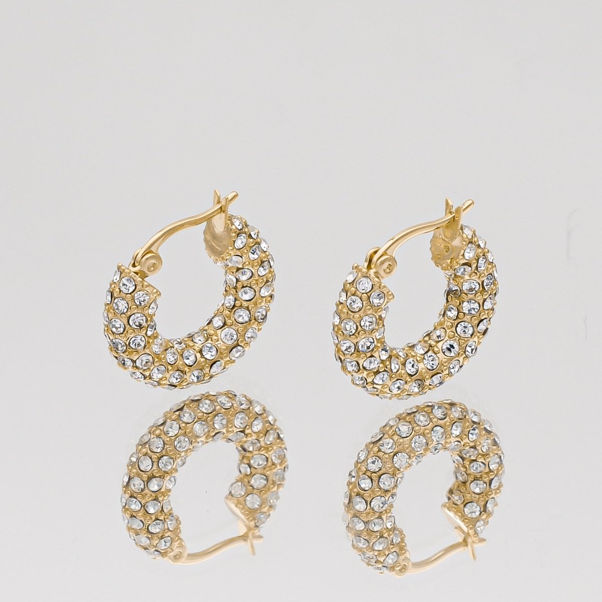 Amiya CZ Hoop Earrings - ISMI JEWELS
