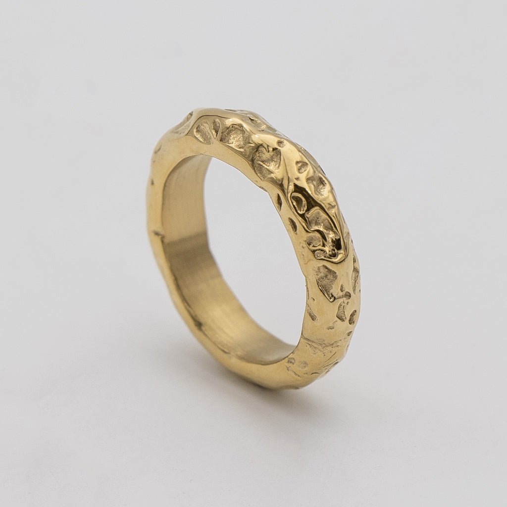 Astrid Hammered Band Ring - ISMI JEWELS