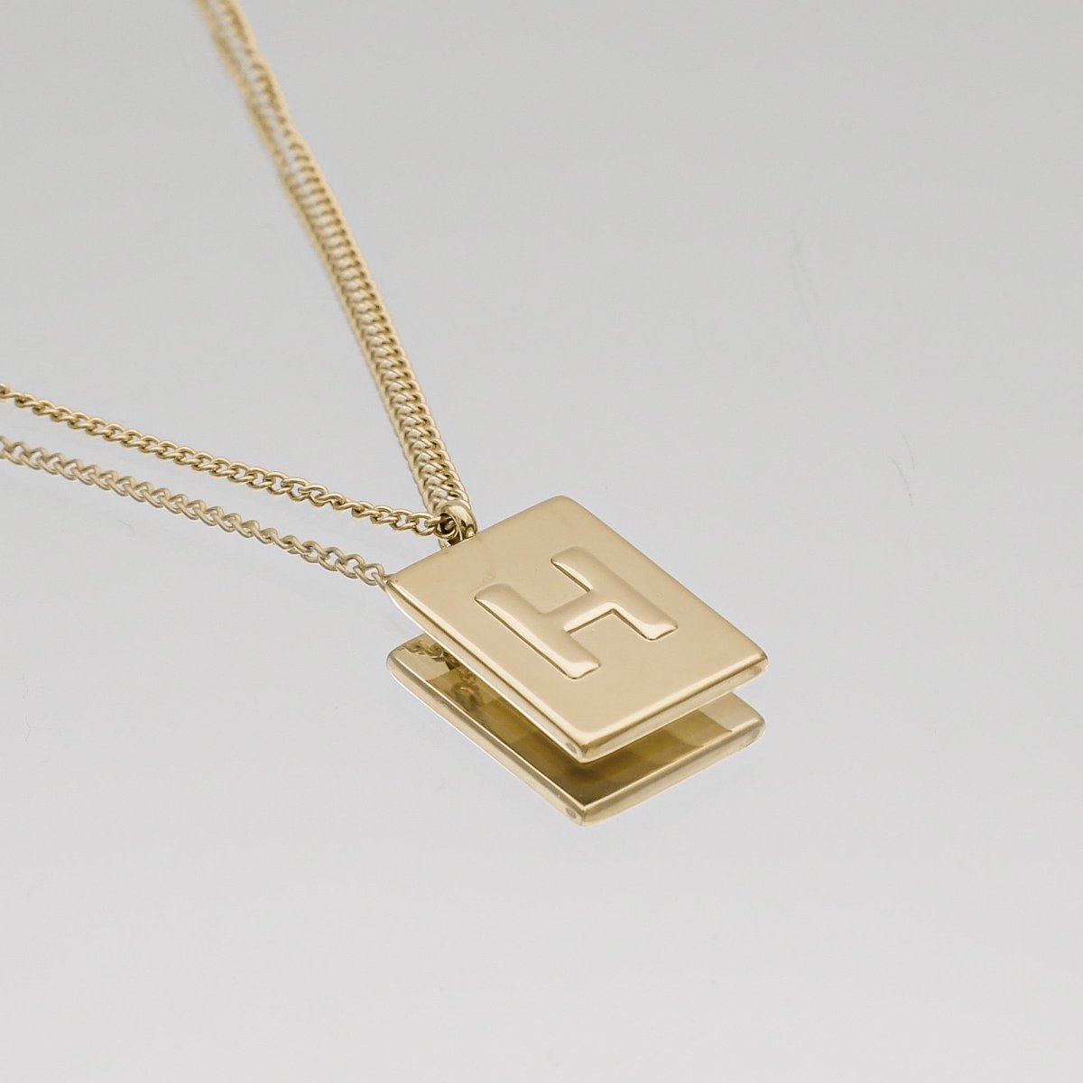 Athena Initial Tablet Necklace - ISMI JEWELS