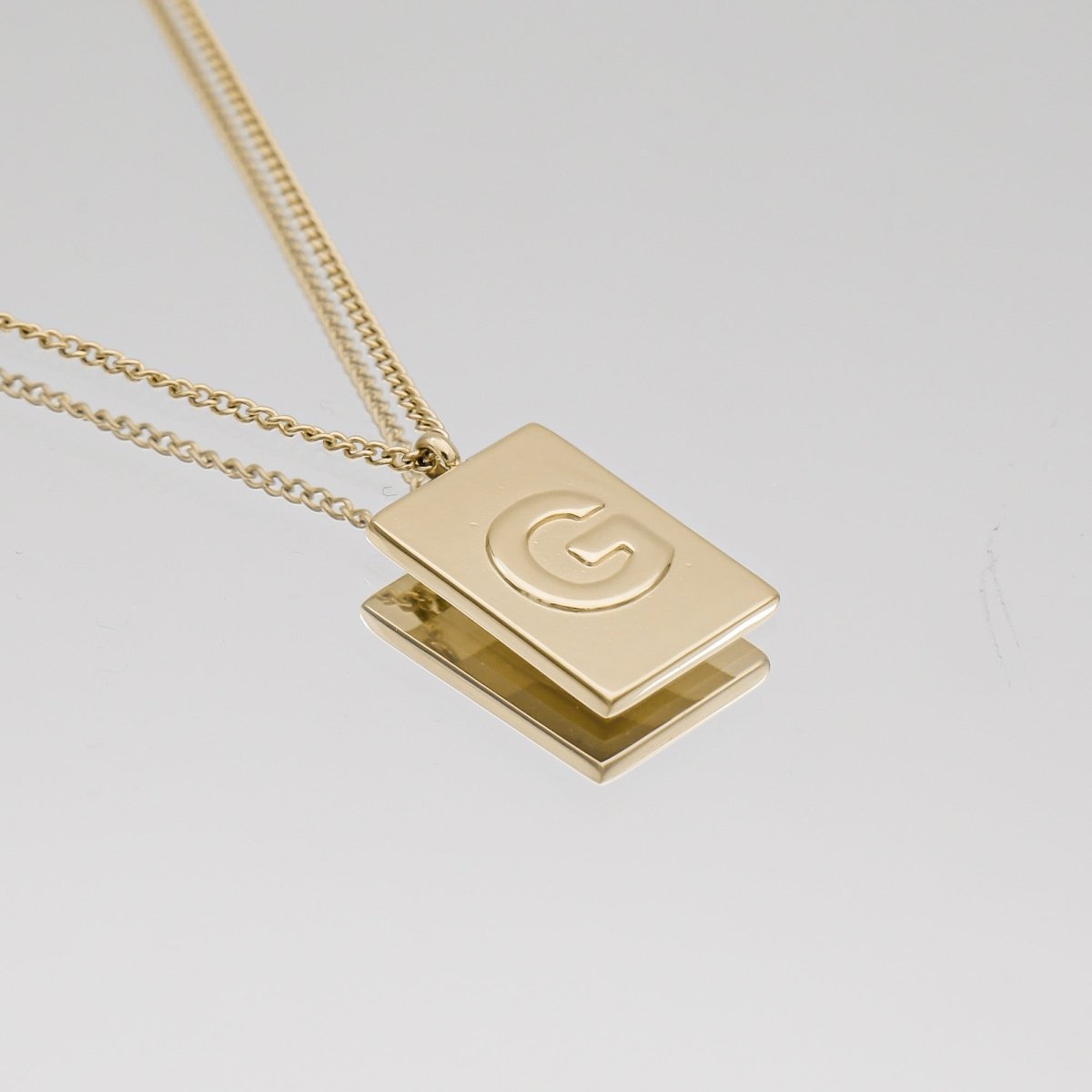 Athena Initial Tablet Necklace - ISMI JEWELS