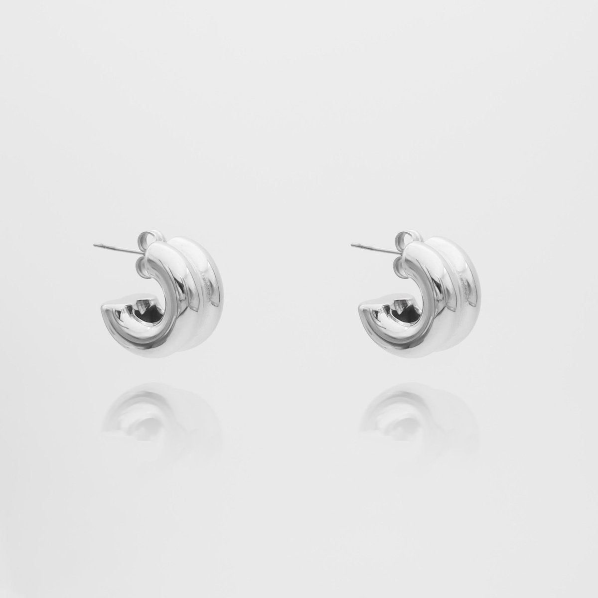 Bonnie Huggie Earrings - ISMI JEWELS