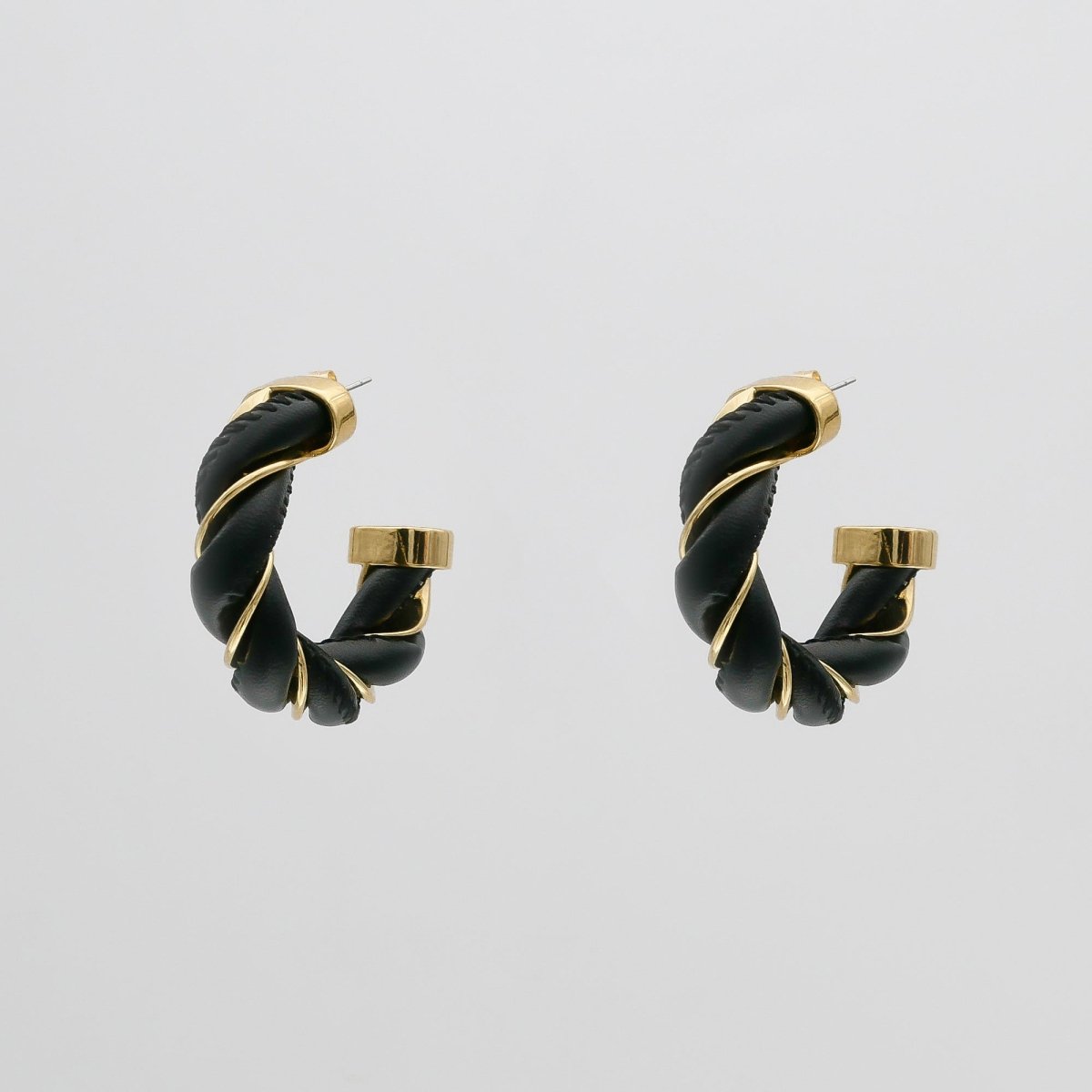 Chloe Leather Earrings - ISMI JEWELS