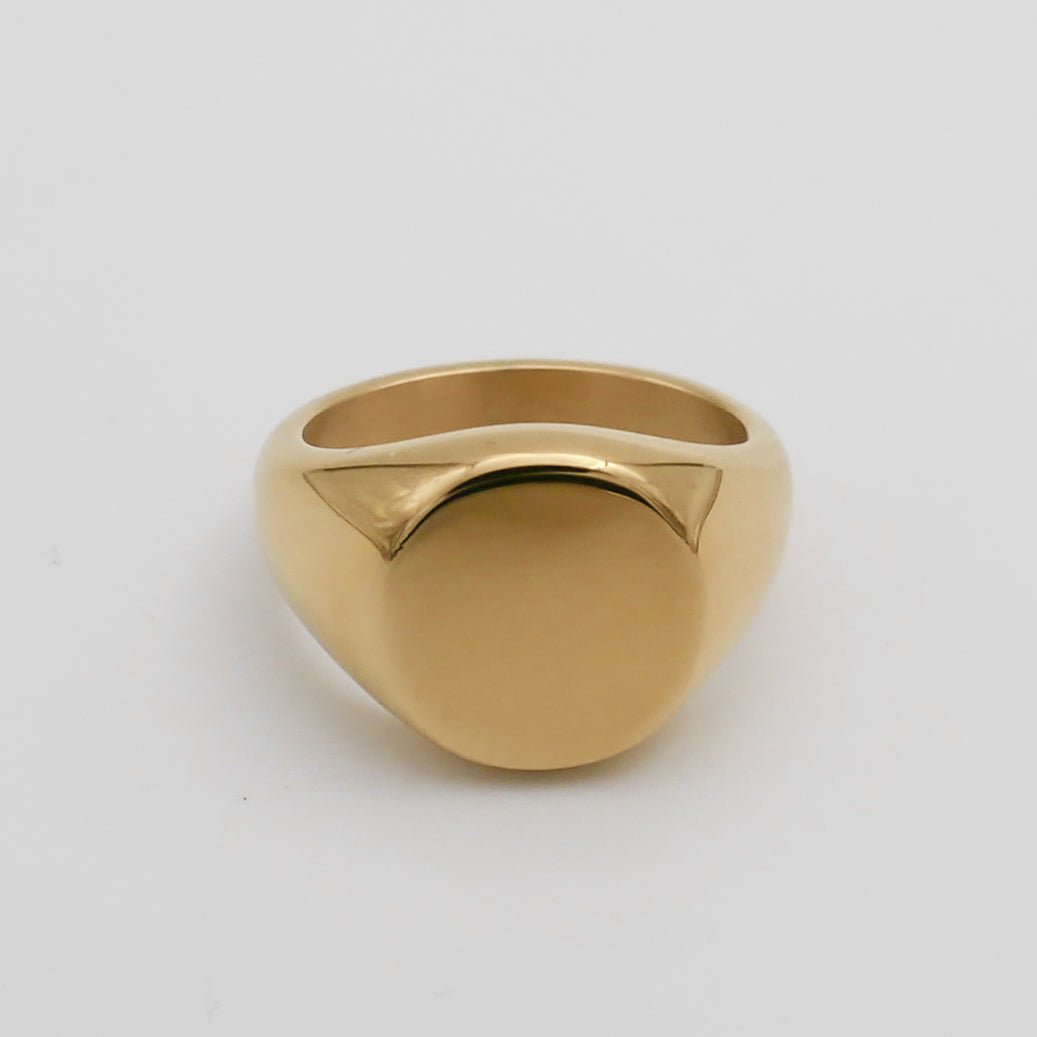 Classic Gold Signet Ring - ISMI JEWELS