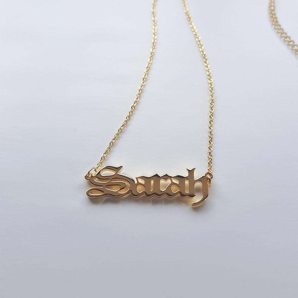 Classic Name Plate Necklace - ISMI JEWELS