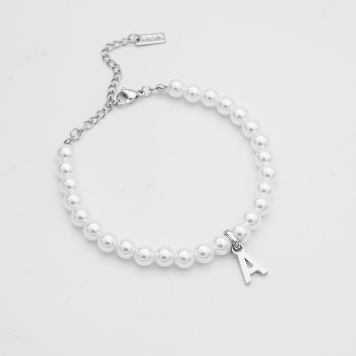 Classic Pearl Initial Bracelet - ISMI JEWELS