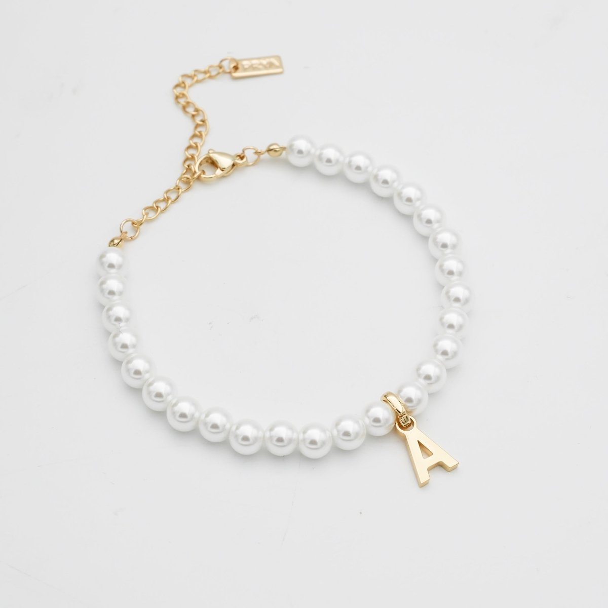 Classic Pearl Initial Bracelet - ISMI JEWELS