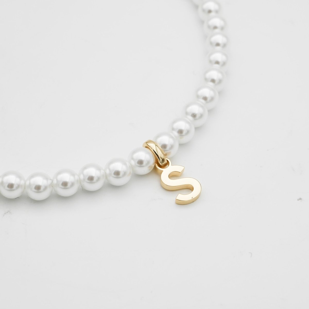 Classic Pearl Initial Necklace - ISMI JEWELS