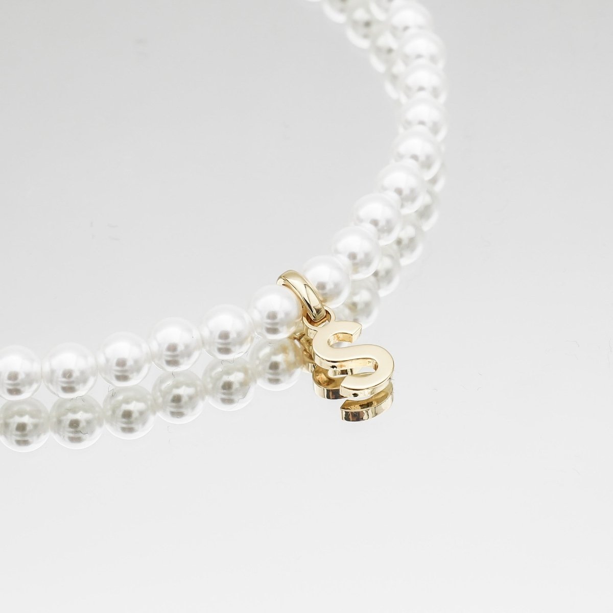 Classic Pearl Initial Necklace - ISMI JEWELS