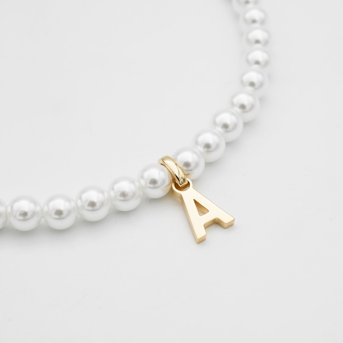 Classic Pearl Initial Necklace - ISMI JEWELS