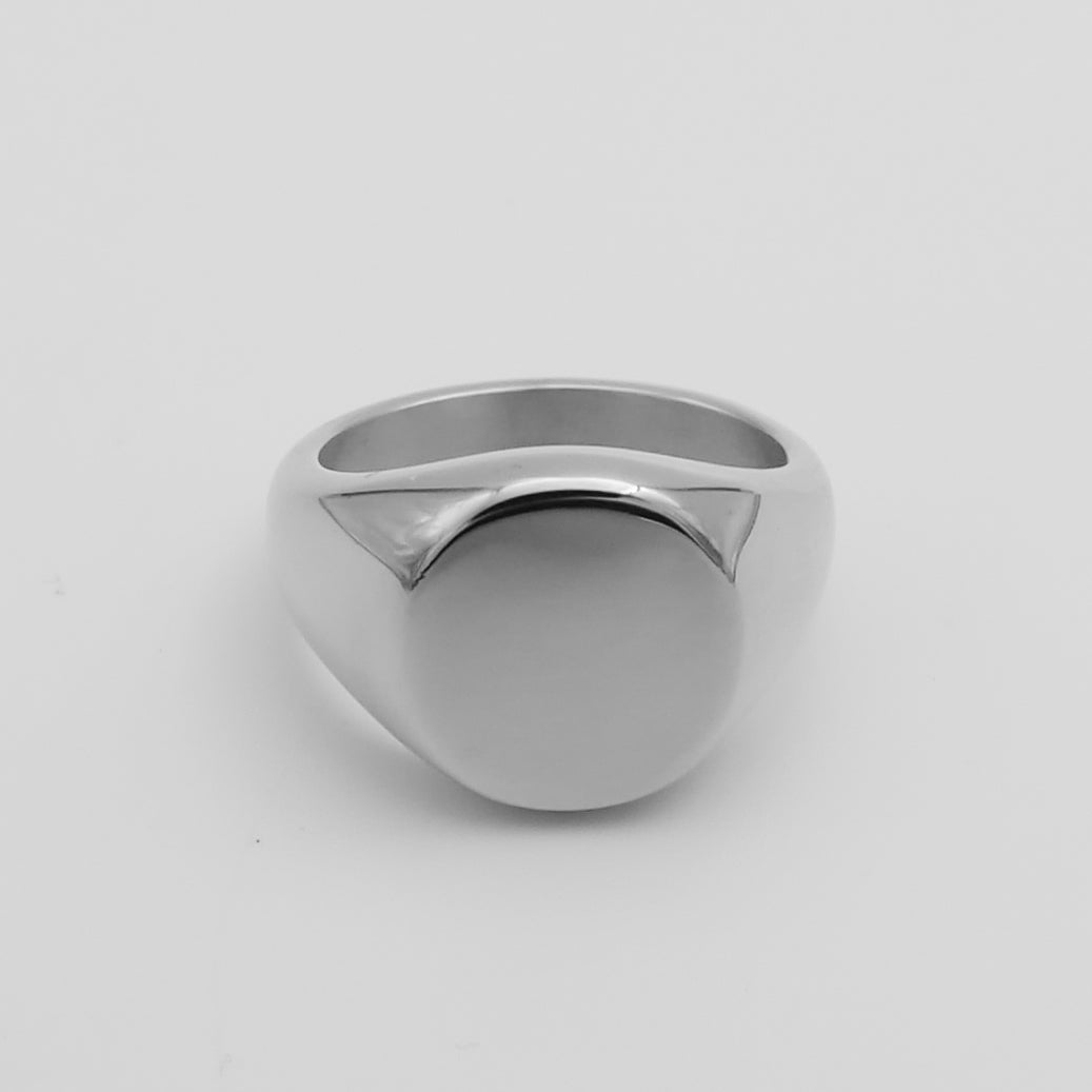 Classic Silver Signet Ring - ISMI JEWELS