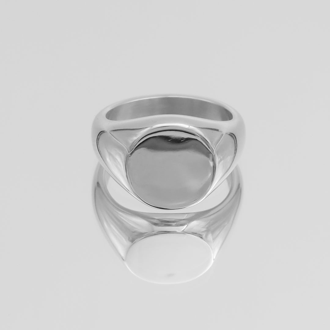 Classic Silver Signet Ring - ISMI JEWELS