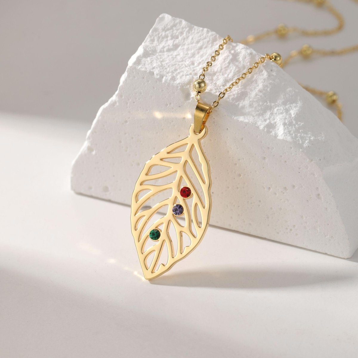 Custom Birthstone Leaf Necklace - ISMI JEWELS