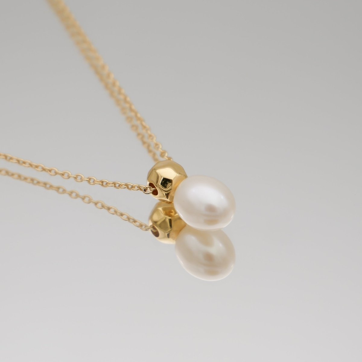 Dara Pearl Drop Necklace - ISMI JEWELS