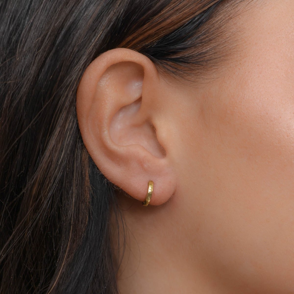 Elle Gold Filled Huggies - ISMI JEWELS
