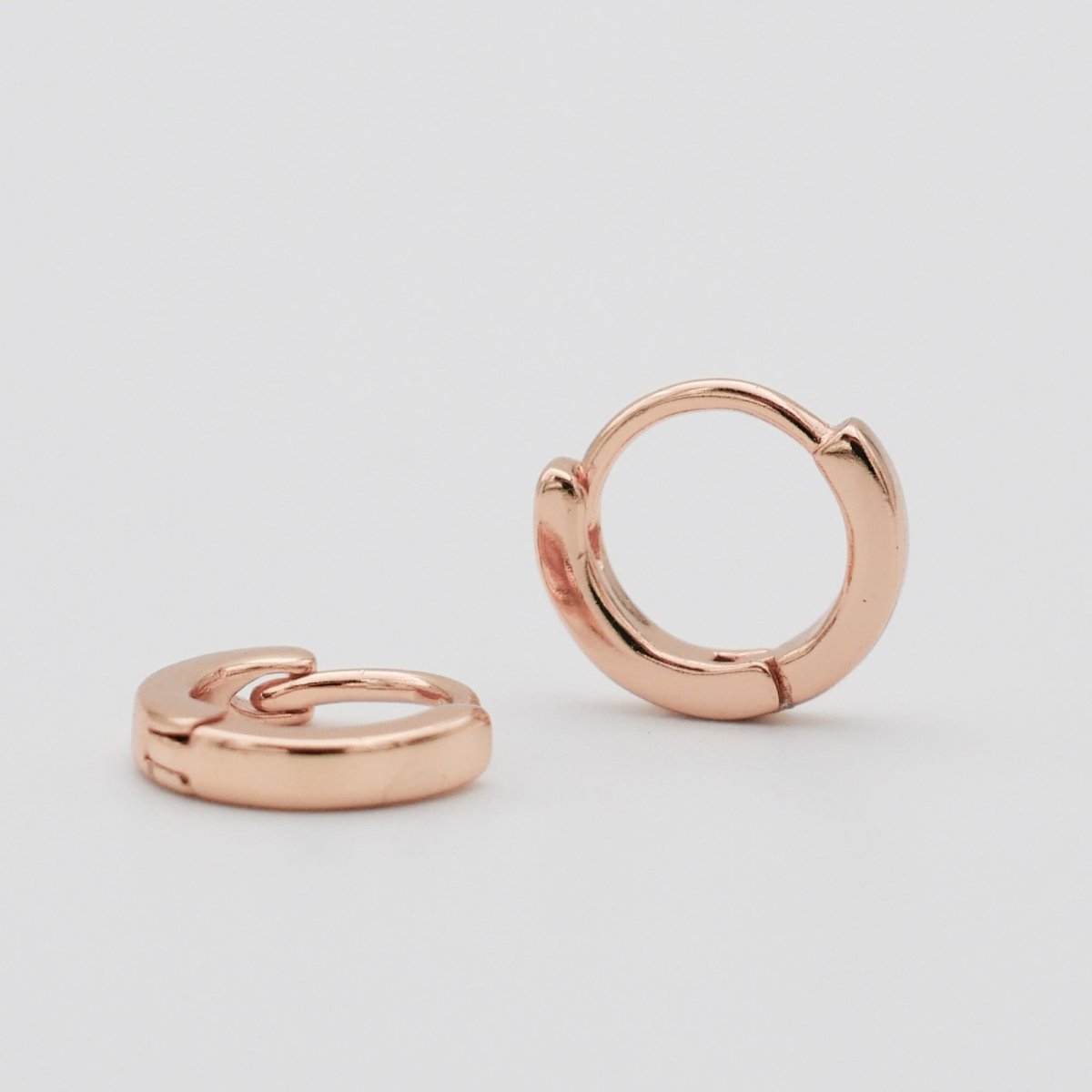 Elle Rose Gold Filled Huggie Earrings - ISMI JEWELS