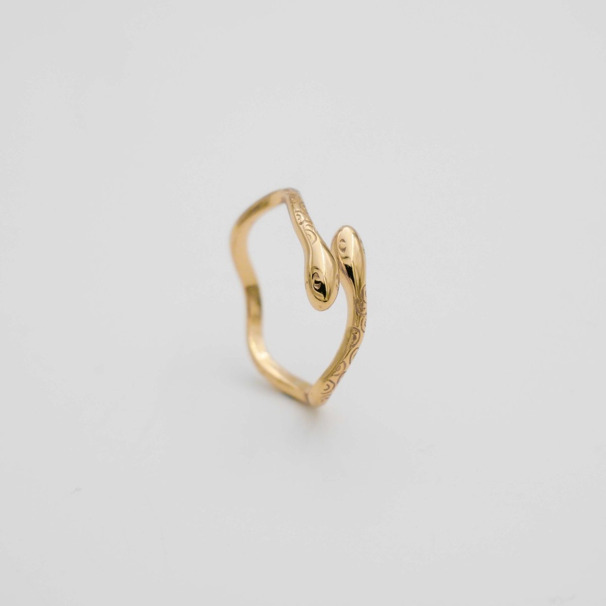 Eve Adjustable Snake Ring - ISMI JEWELS