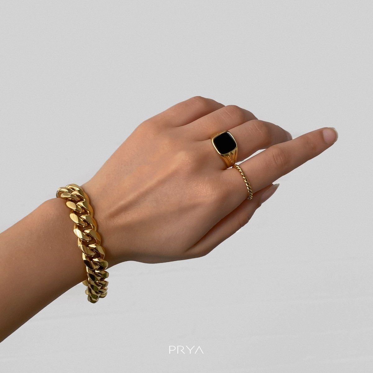 Fine Twisted Ring - ISMI JEWELS