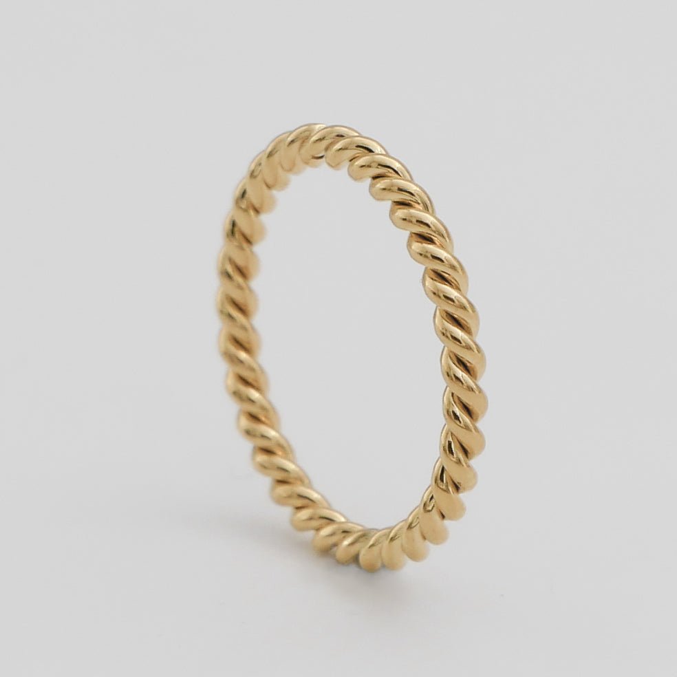 Fine Twisted Ring - ISMI JEWELS