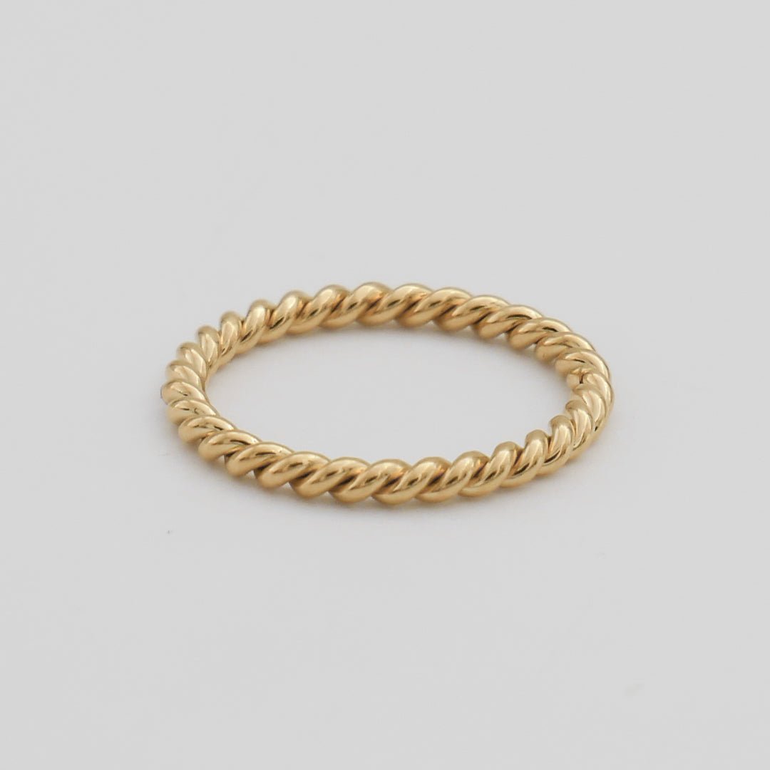 Fine Twisted Ring - ISMI JEWELS