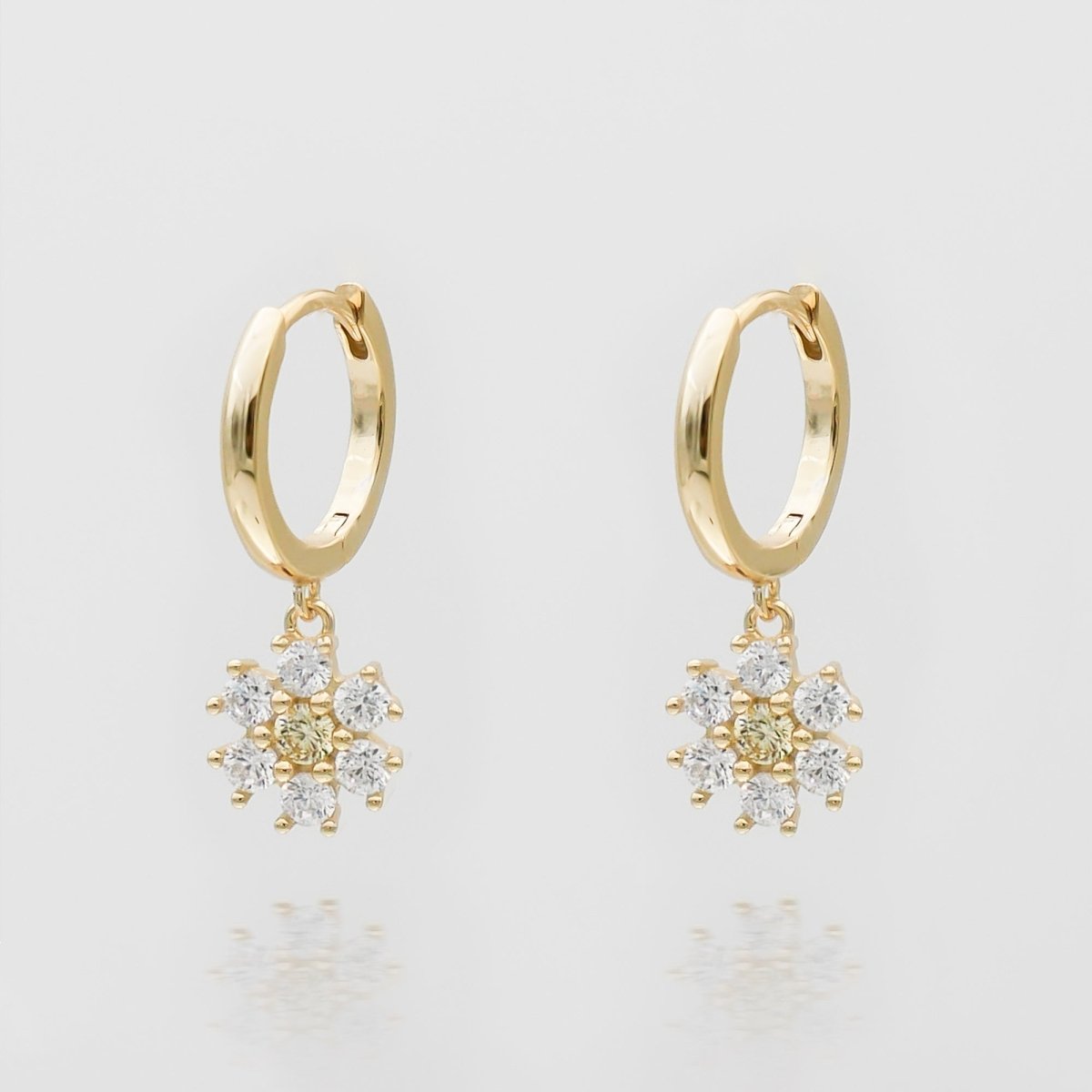 Fleur Huggie Earrings - ISMI JEWELS