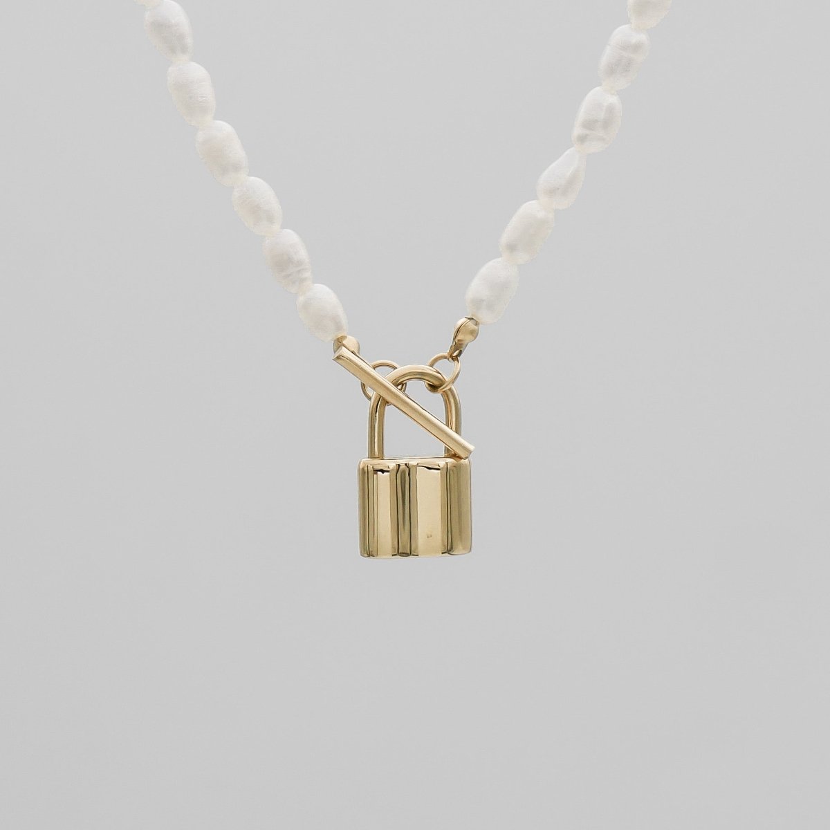 Freya Pearl Lock Necklace - ISMI JEWELS