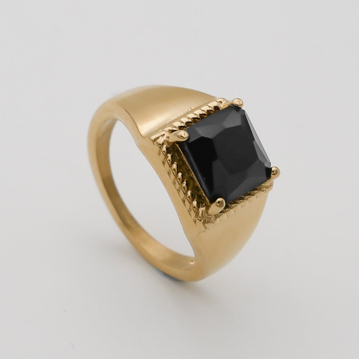 Hana Gemstone Signet Ring - ISMI JEWELS