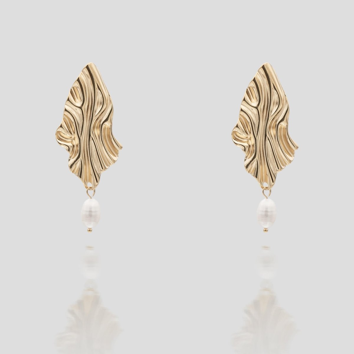 Inaya Textured Pearl Earrings - ISMI JEWELS