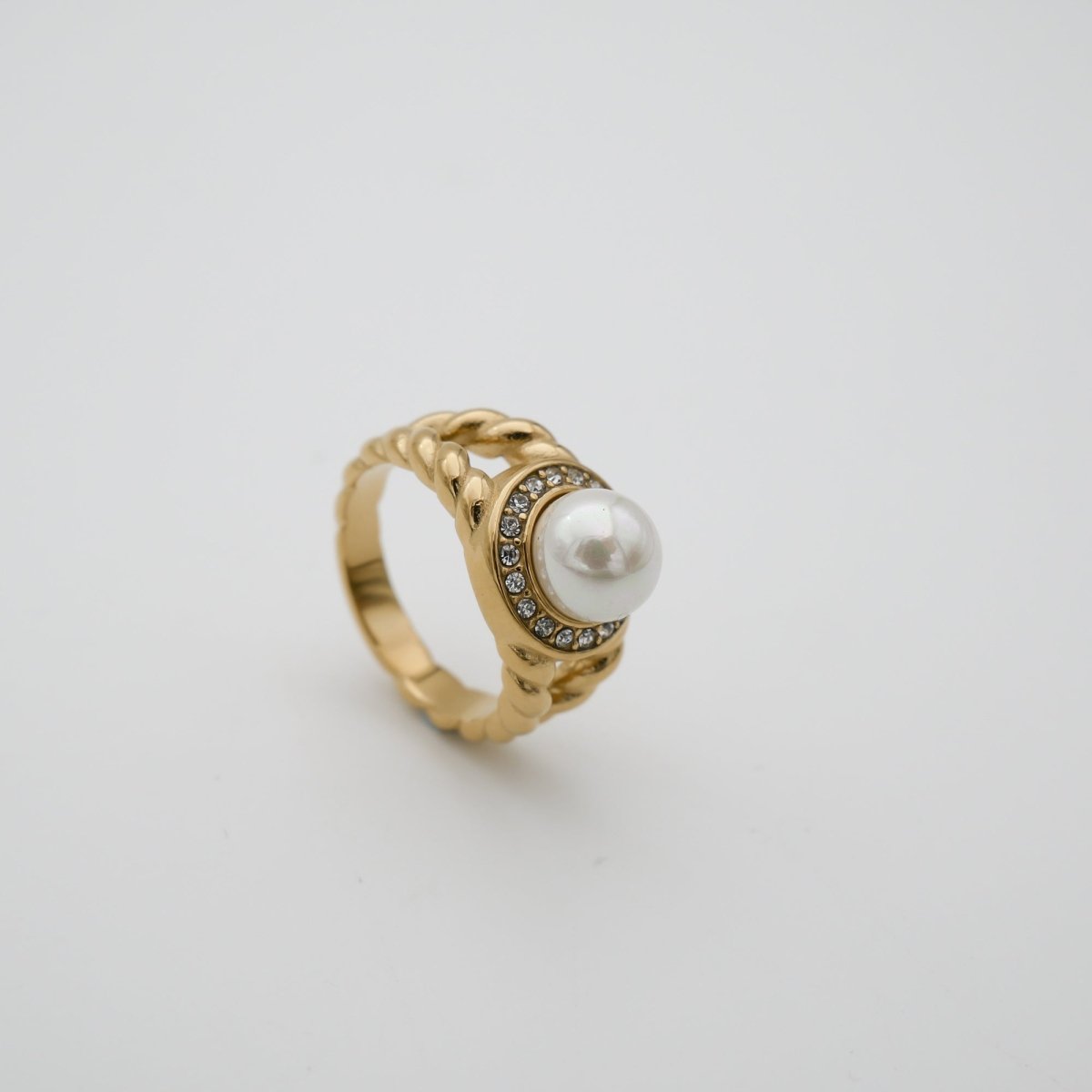 Ivana Pearl Ring - ISMI JEWELS